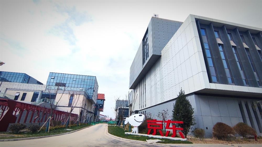 人民網(wǎng)、新華網(wǎng)、大眾網(wǎng)、濟(jì)南電視臺(tái)等多家媒體重磅報(bào)道產(chǎn)發(fā)集團(tuán)高質(zhì)量發(fā)展 成果經(jīng)驗(yàn)